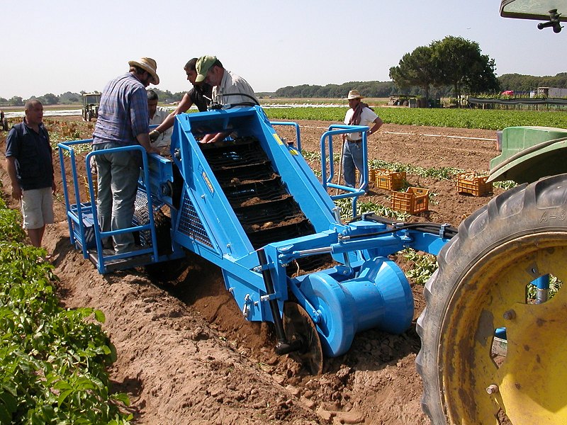 burgonya betakarítógép