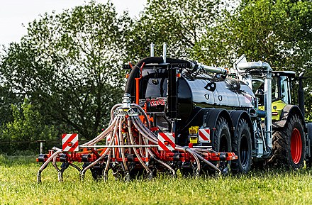 ATK - hígtrágya kijuttatás injektálás teljes vertikuma, hígtrágya / nitrosol kiszállítás