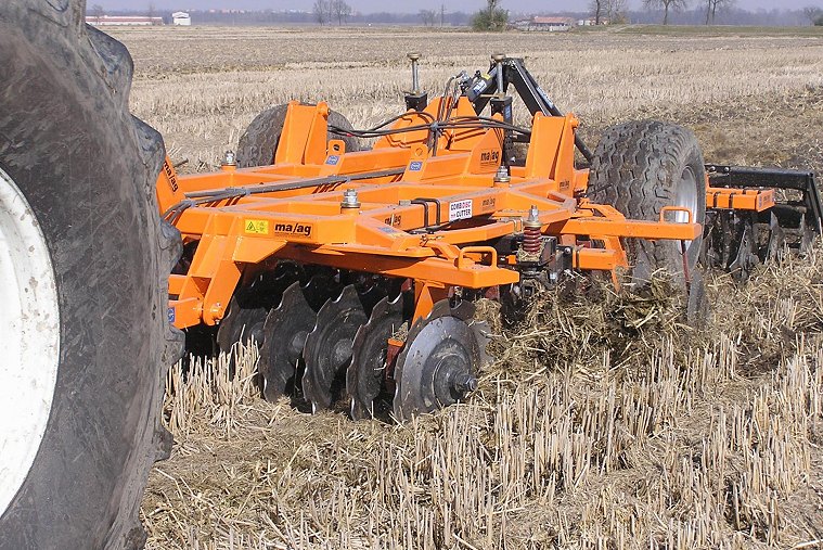 MAAG CDC 3-7 m tárcsa lazító kombináció