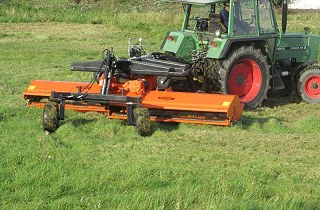 PERFECT NX-460 féligfüggesztett mulcsozó 2,9-4,6 m VARIO munkaszélesség