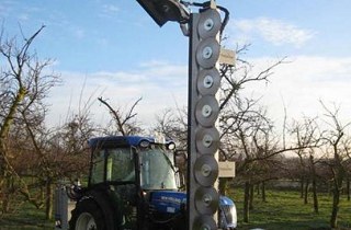 Gyümölcsös és szőlő művelés síkfalmetszők, sövényvágók, csonkázók, előmetszők